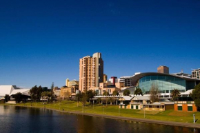 studio 436/247 gouger in the city ex hotel room Adelaide